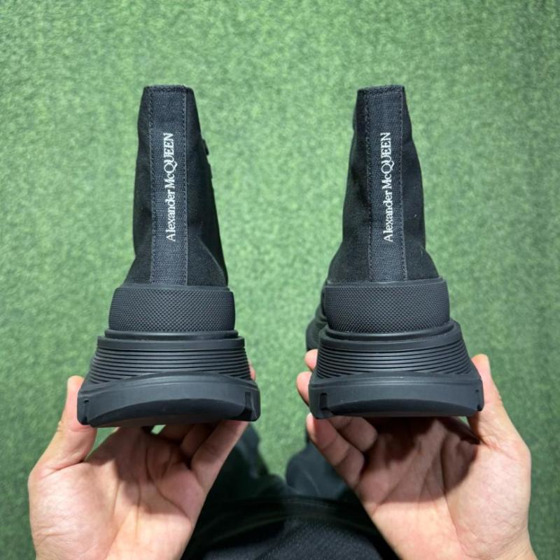 Alexander McQueen Tread Slick Canvas Lace-Up Boot 604254W4MV41000 - Image 7