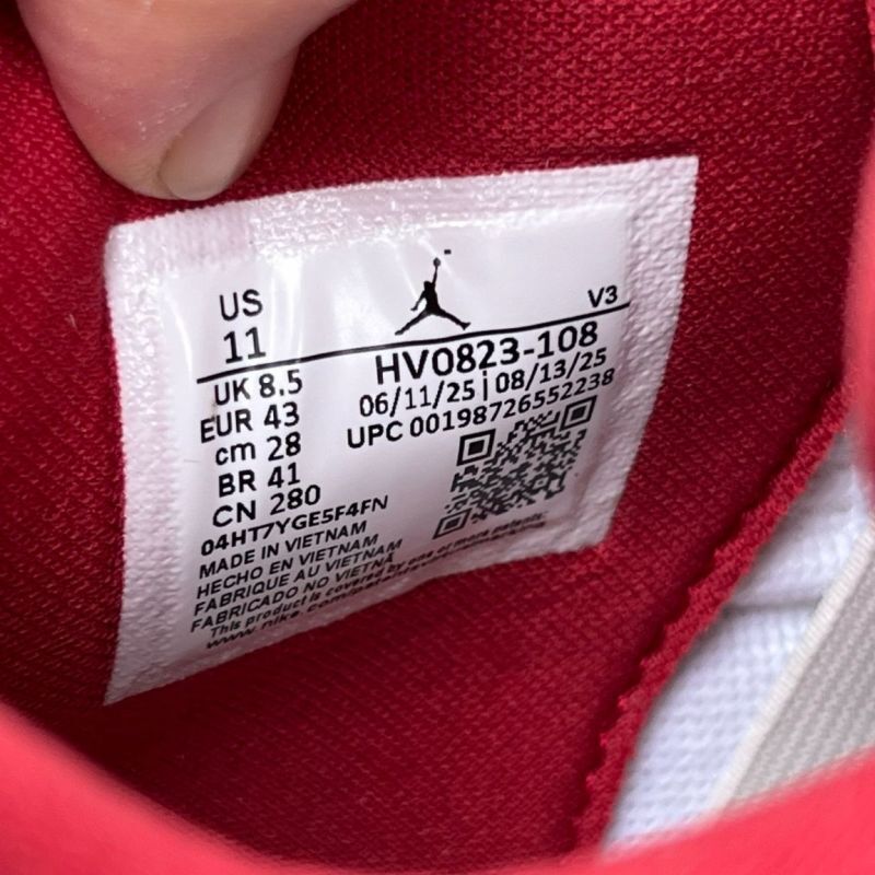 Air Jordan 4 Retro University Red Metallic CT8527-112 - Image 3