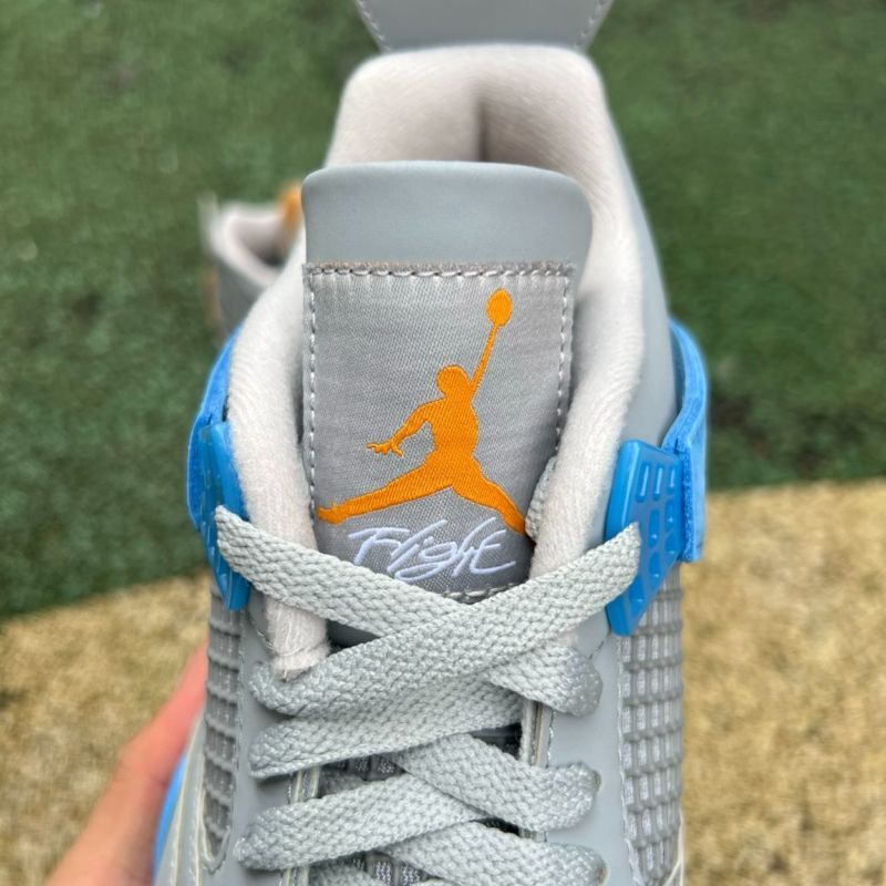 Air Jordan 4 Retro "Cool Grey University Blue" - Image 12