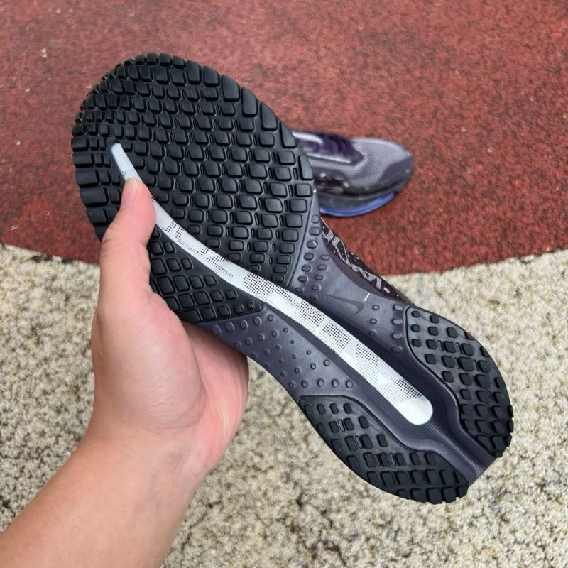 Nike Air Zoom Indigo Speckled Running Shoes with Metallic Silver Swoosh - Image 6