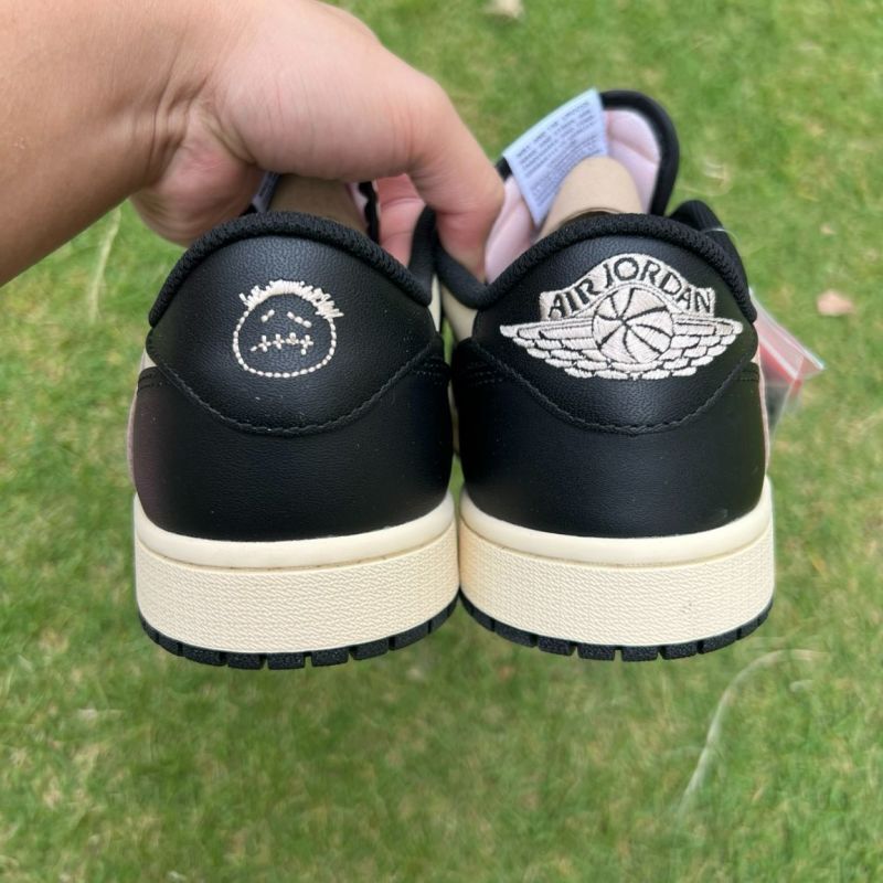 Travis Scott x Air Jordan 1 Low OG SP Olive DZ4137-106 - Image 4