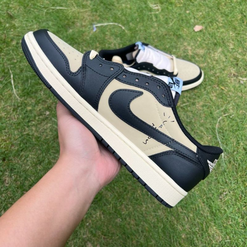 Travis Scott x Air Jordan 1 Low OG SP Olive DZ4137-106 - Image 10
