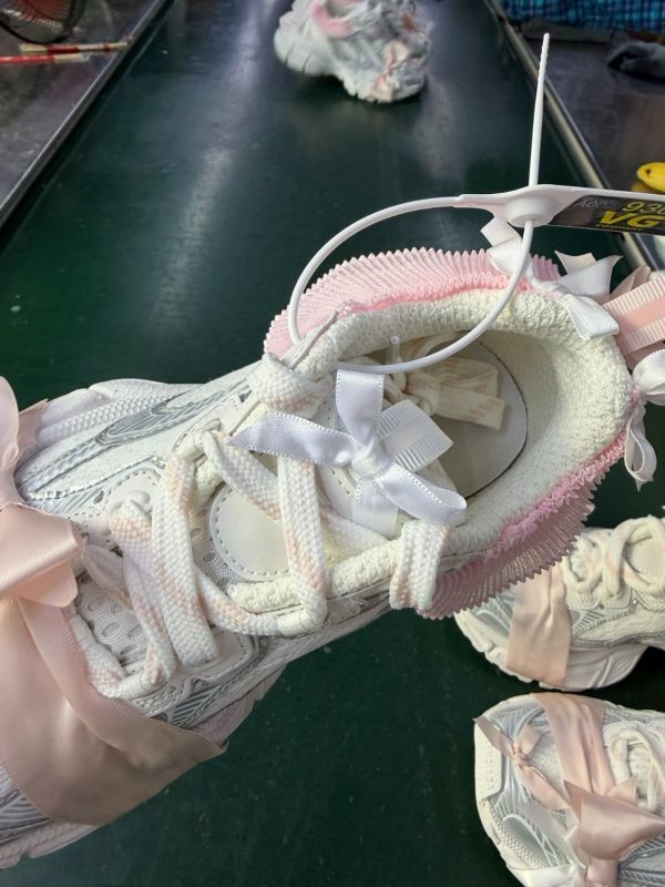 Balenciaga Runner White Silver Pink Ribbon Bow Ruffle Sneakers - Image 6