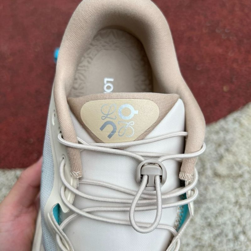 On Cloudtilt Undyed / Aqua - Image 5