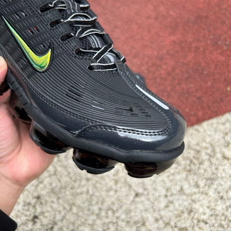 Nike Air Max Plus 'Triple Black' 604133-050 - Image 3