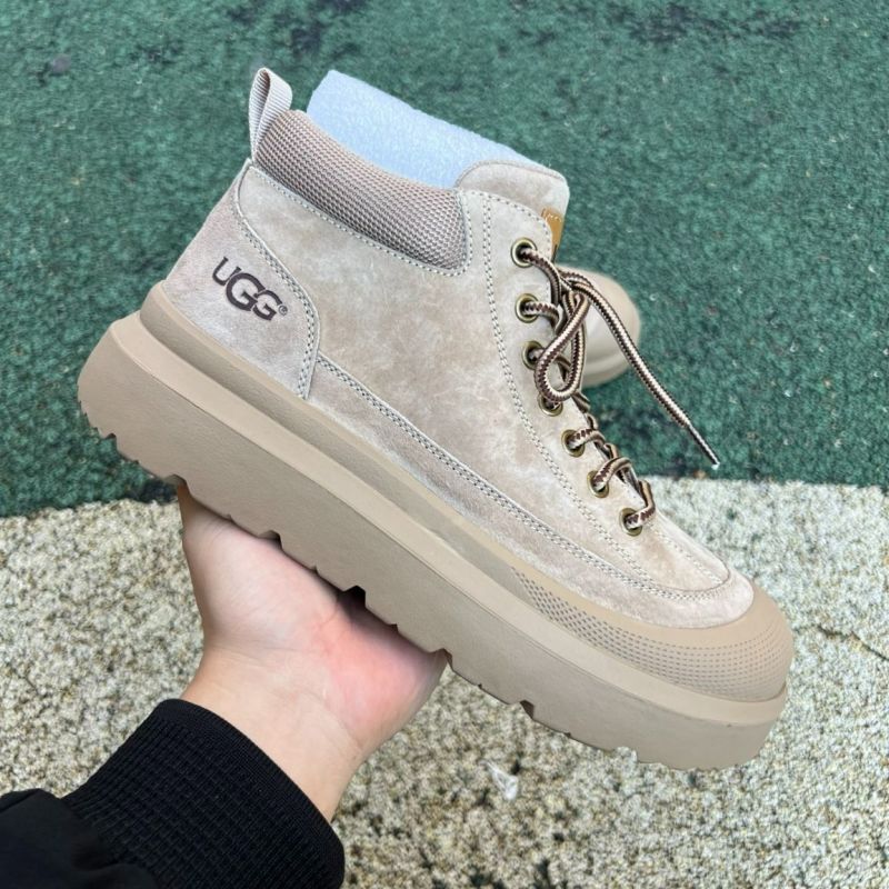 UGG Highland Hi Heritage Suede Boot Dune - Image 9