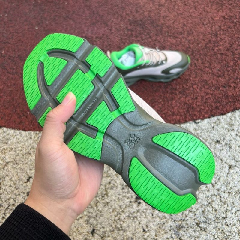 On Cloudmonster Undyed Olive - Image 6