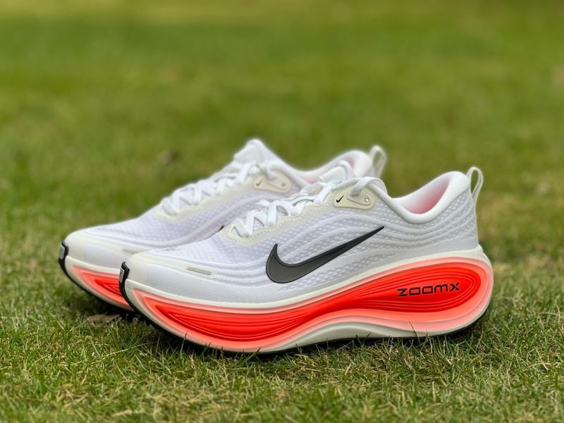 Nike ZoomX Invincible Run Flyknit 3 White Black Bright Crimson FB6588-100