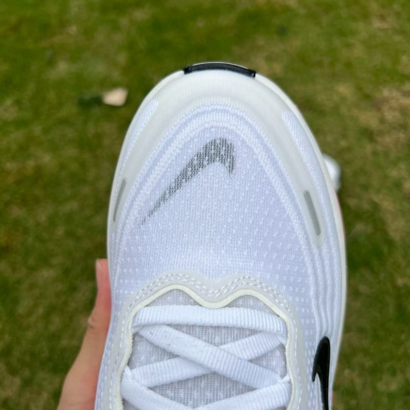 Nike ZoomX Invincible Run Flyknit 3 White Black Bright Crimson FB6588-100 - Image 4