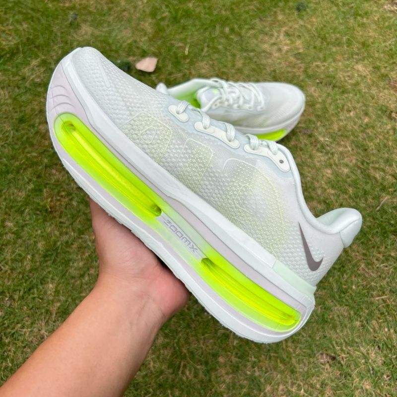 Nike Air Zoom Structure 25 Barely Green Volt DR2695-300 - Image 7