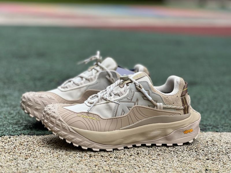 KOLON SPORT Trail Walker Shoes Beige - Image 10