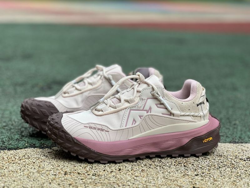KOLON SPORT Xtra Trail Hiking Shoes Beige Pink Brown Vibram