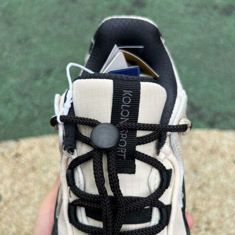 Kolon Sport Move Trail Vibram Sole Outdoor Shoes Black Beige - Image 5