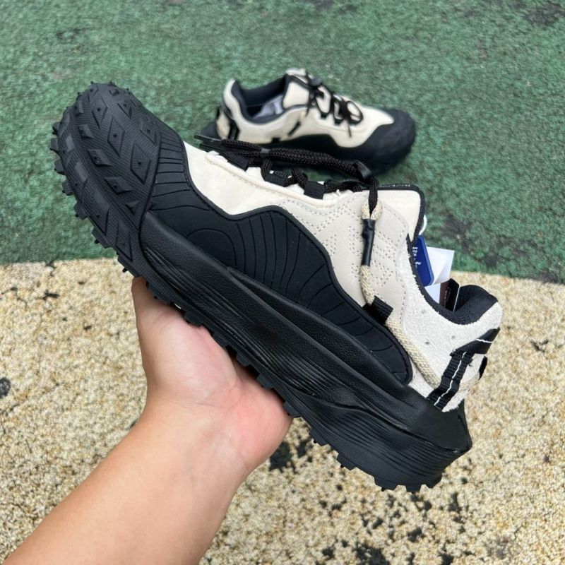 Kolon Sport Move Trail Vibram Sole Outdoor Shoes Black Beige - Image 7