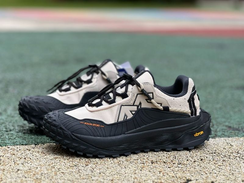 Kolon Sport Move Trail Vibram Sole Outdoor Shoes Black Beige - Image 10