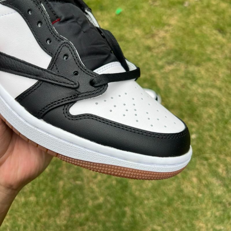 Air Jordan 1 Low White Black Gum Light Brown - Image 6