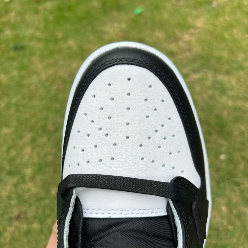 Air Jordan 1 Low White Black Gum Light Brown - Image 7