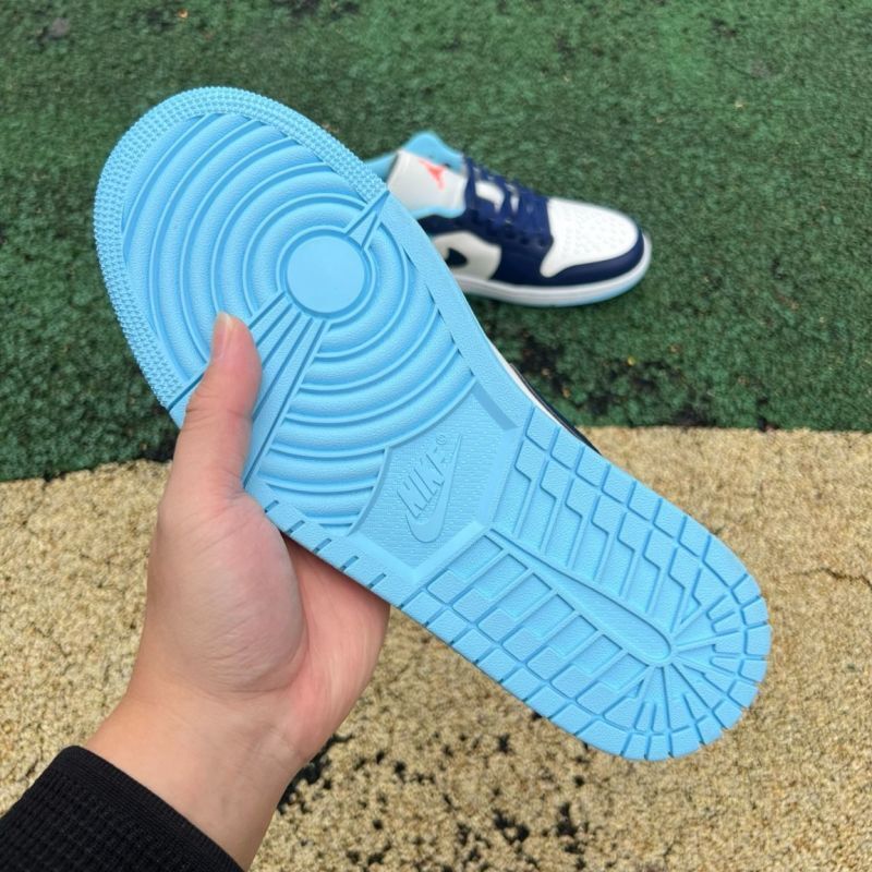 Air Jordan 1 Low SE Sky J French Blue DN3705-401 - Image 6