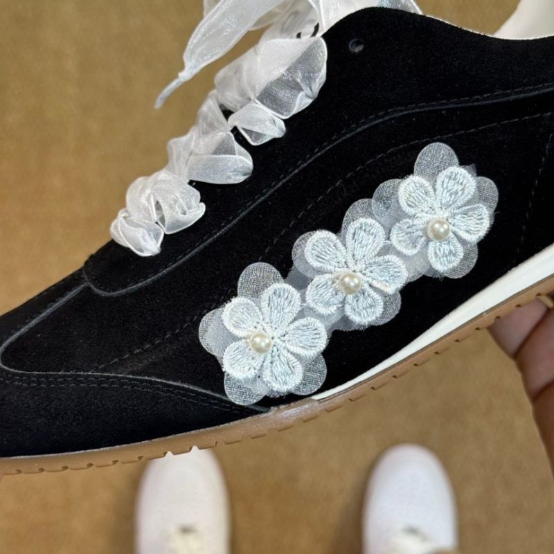 Chanel 22K Black Suede & Mesh Trainers with Pearl Flowers G38749 - Image 4