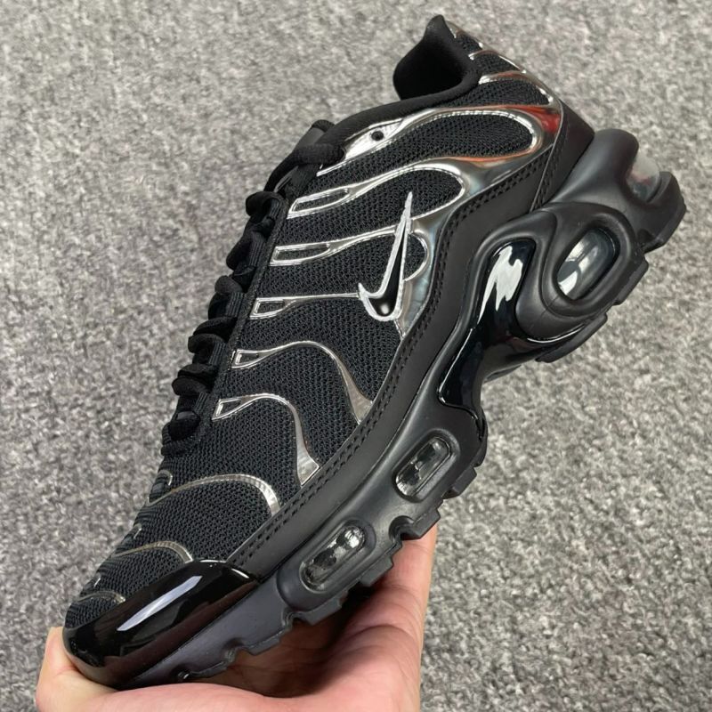 Nike Air Max Plus Black Metallic Silver CD06094-001 - Image 7