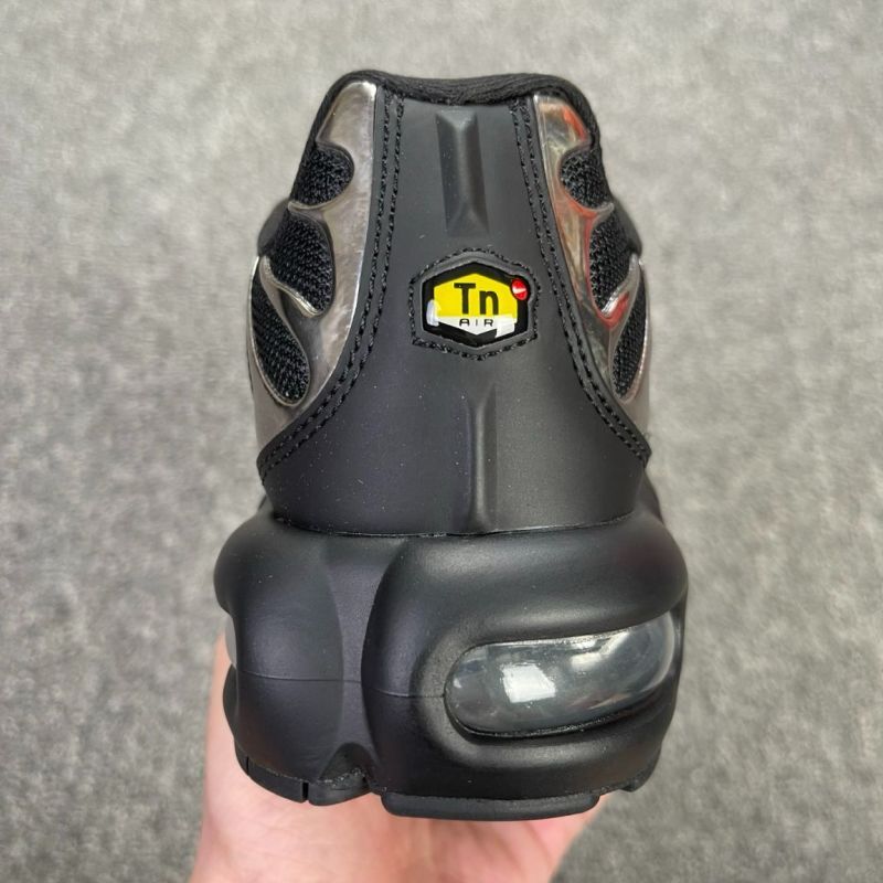 Nike Air Max Plus Black Metallic Silver CD06094-001 - Image 9