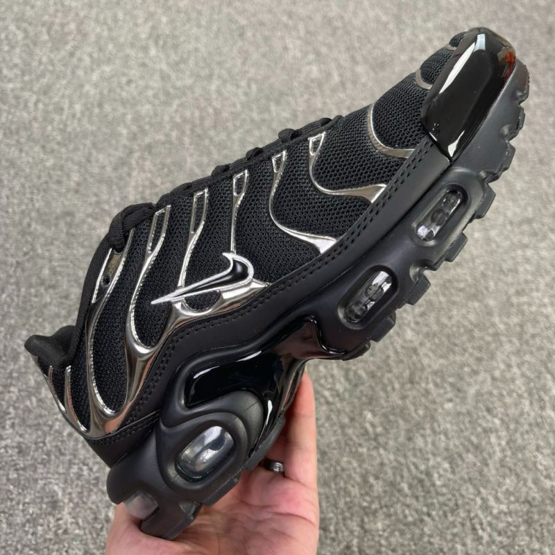 Nike Air Max Plus Black Metallic Silver CD06094-001 - Image 10