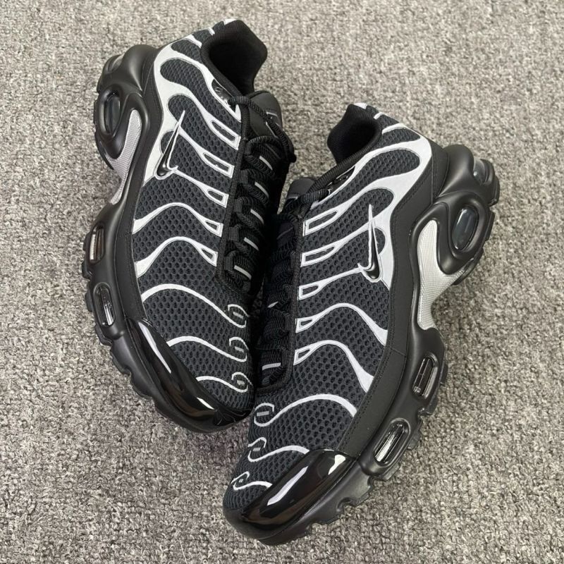 Nike Air Max Plus TN Black Metallic Silver CD0609-001 - Image 8