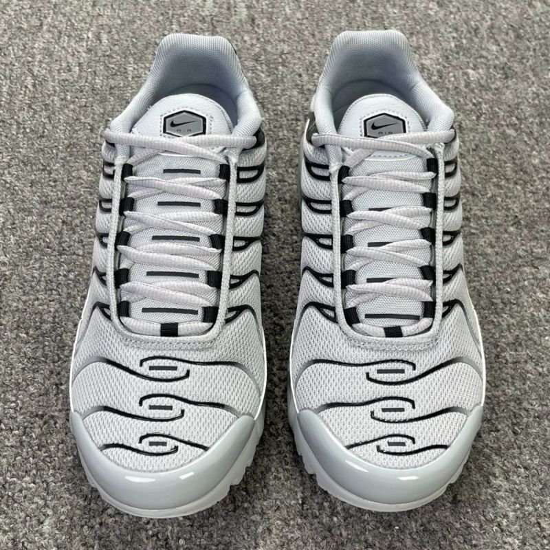 Nike Air Max Plus Wolf Grey Black DH4776-001 - Image 3