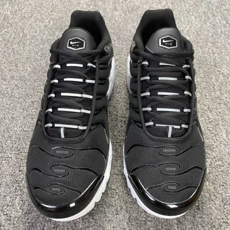 Nike Air Max Plus TN Black White Metallic Silver DQ0311-001 - Image 3