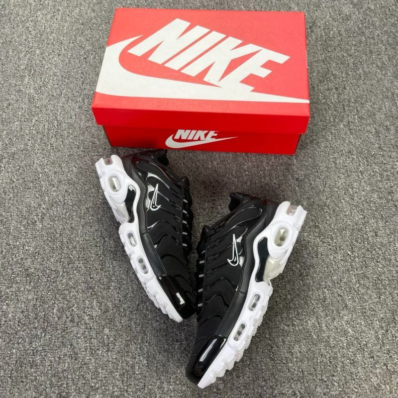 Nike Air Max Plus TN Black White Metallic Silver DQ0311-001 - Image 7