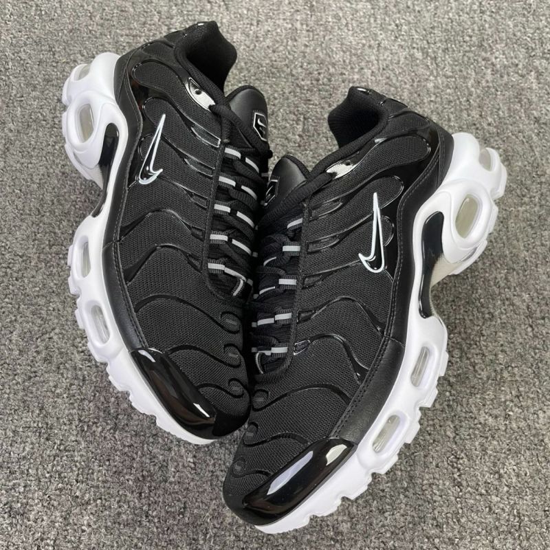 Nike Air Max Plus TN Black White Metallic Silver DQ0311-001 - Image 8