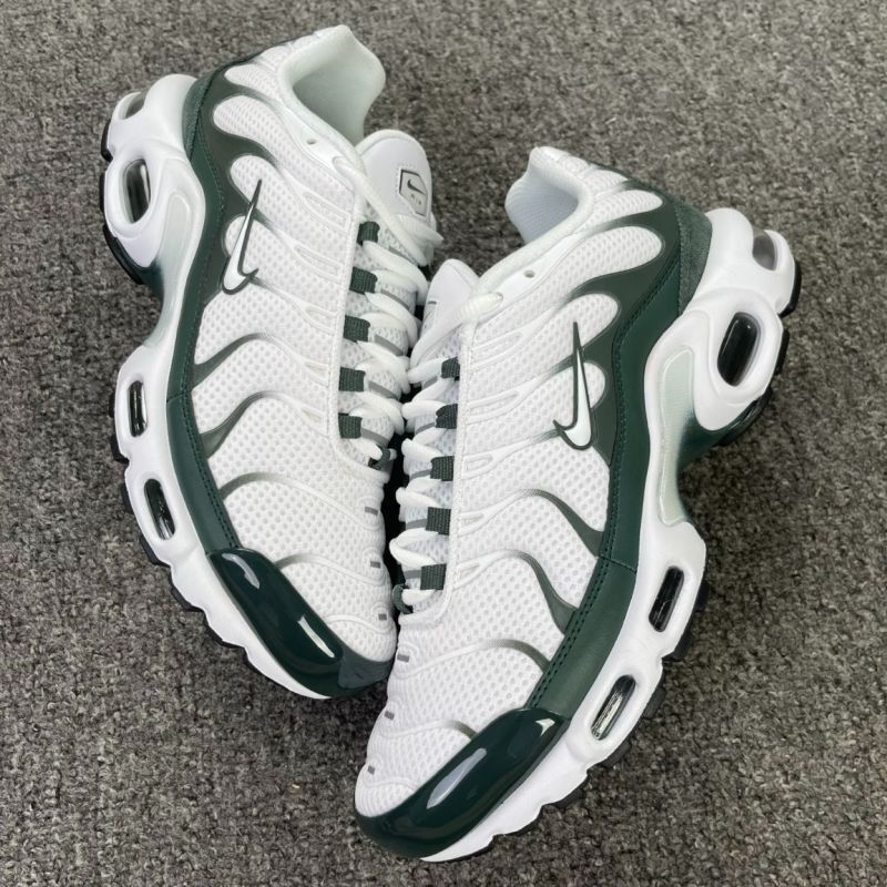 Nike Air Max Plus White Pine Green Metallic Silver - Image 8