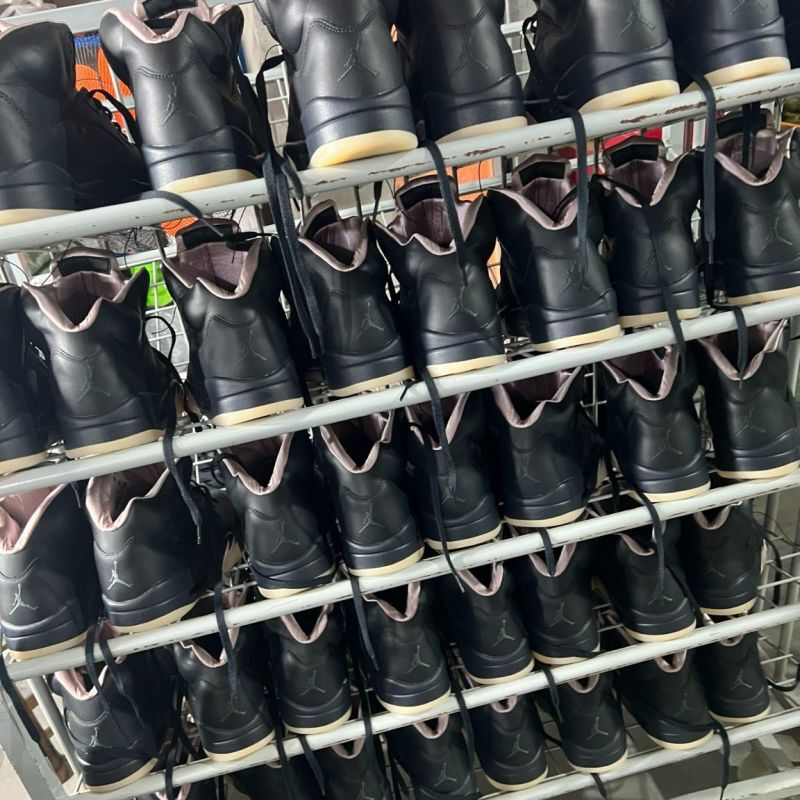 Air Jordan 5 Retro PSG Light Arctic Pink DZ4964-001 - Image 3