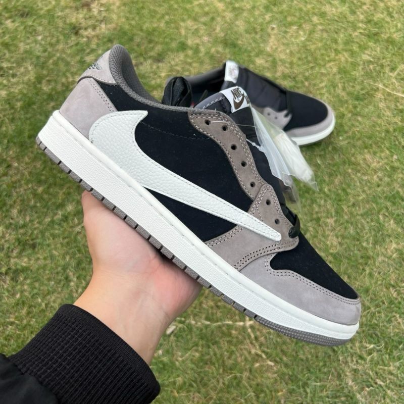 Travis Scott x Air Jordan 1 Low OG Black Phantom DM7866-001 - Image 12