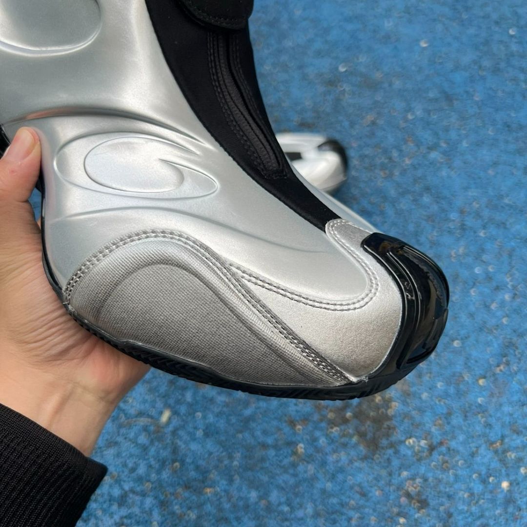 Balenciaga Zen Sneaker 617506 W1702 8100 Metallic Silver Black Luxury Designer Fashion Trainers - Image 3