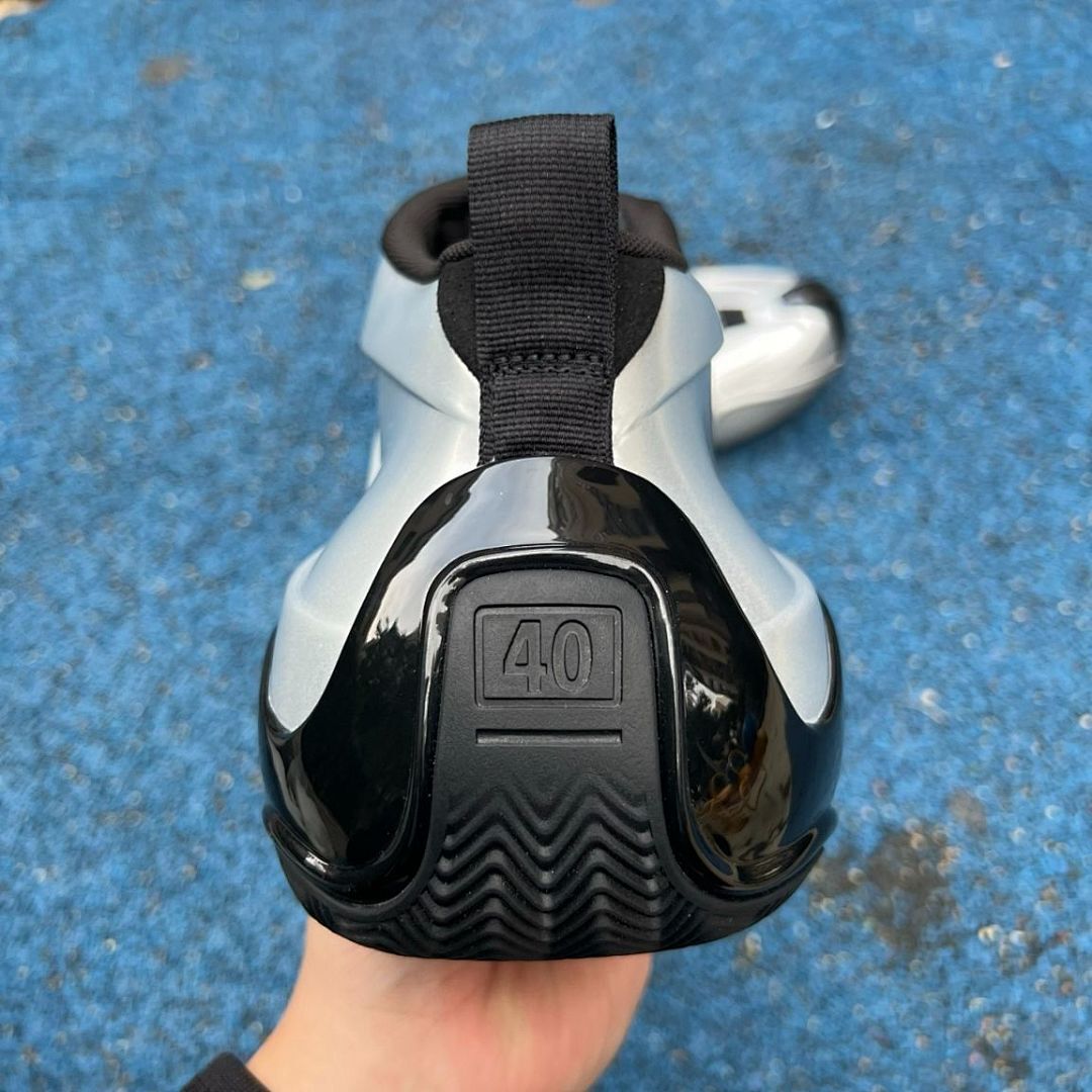 Balenciaga Zen Sneaker 617506 W1702 8100 Metallic Silver Black Luxury Designer Fashion Trainers - Image 8