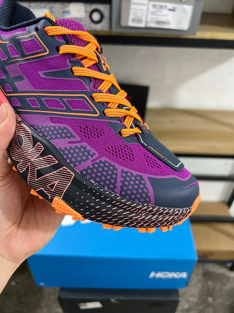 Hoka Speedgoat 5 Men's Trail Running Shoes - Dark Violet / Amber Yellow (1123123) - Image 3