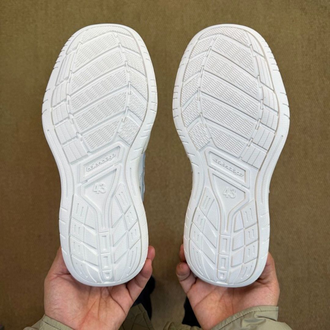 Balenciaga Runner Distressed Sneakers White Red Grey 677403W3RBM9060 - Image 8