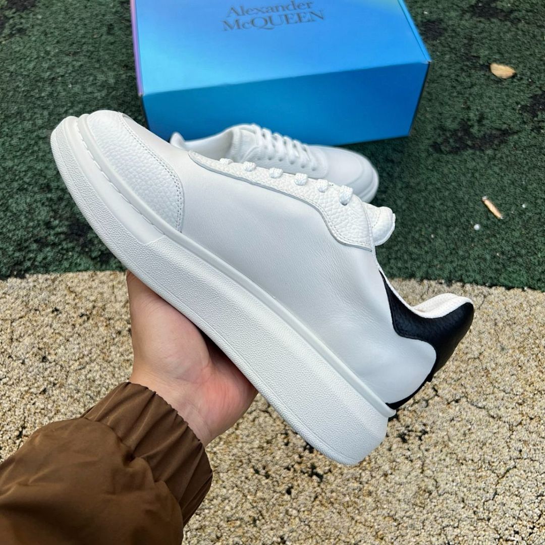 Alexander McQueen Oversized Sneaker White Leather Black Heel Tab 553770 WHGP7 9061 - Image 7