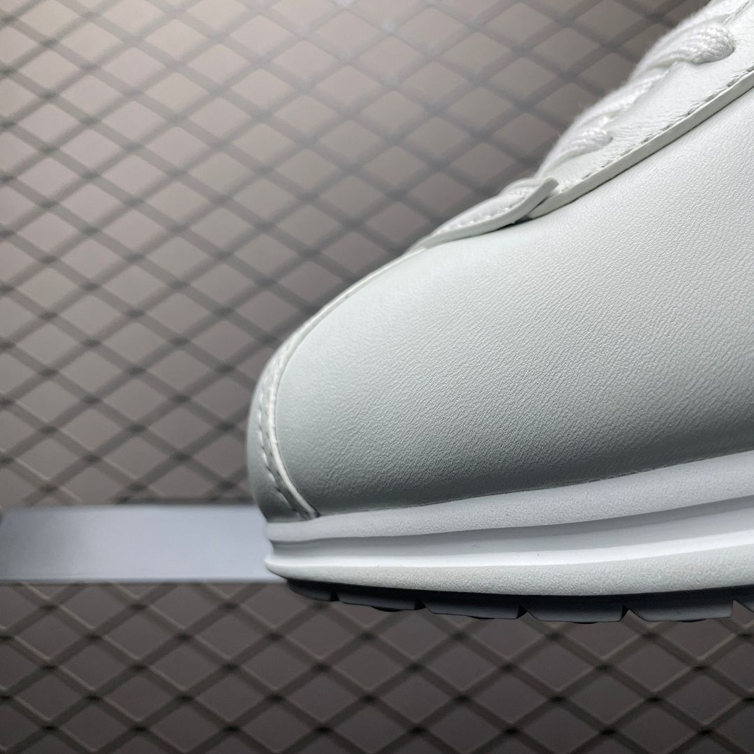 Louis Vuitton Run Away Sneaker White Leather Low Top 1A8KII - Image 5