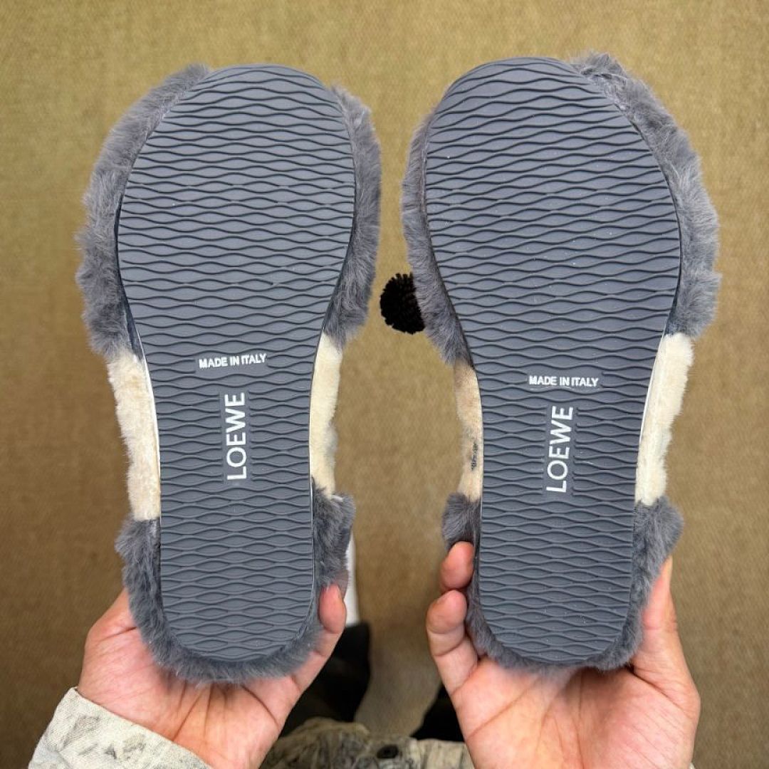 LOEWE Flow Runner Shearling Sneakers Ecru Dark Grey Luxury Designer Trainers - Image 8