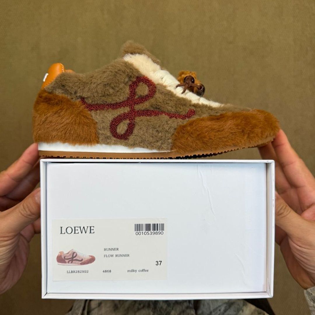 Loewe L.A. L Knot Furry Low-Top Sneakers Brown Ecru Red, Luxury Designer Trainers, Fluffy Shearling Shoes, Unisex - Image 3