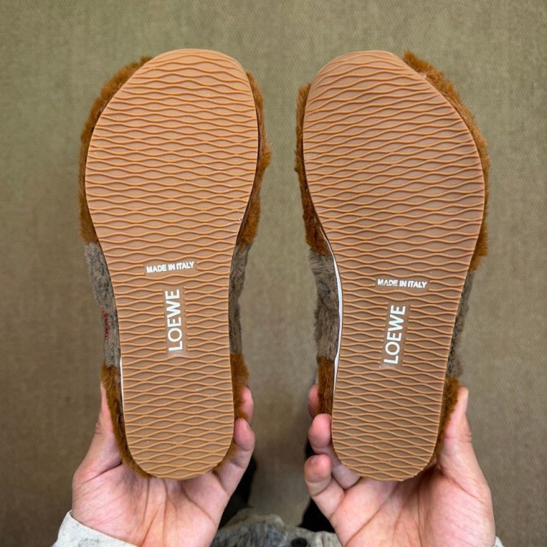 Loewe L.A. L Knot Furry Low-Top Sneakers Brown Ecru Red, Luxury Designer Trainers, Fluffy Shearling Shoes, Unisex - Image 8