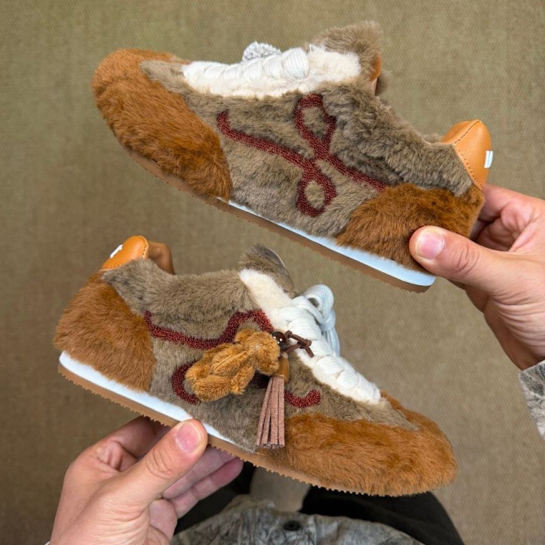 Loewe L.A. L Knot Furry Low-Top Sneakers Brown Ecru Red, Luxury Designer Trainers, Fluffy Shearling Shoes, Unisex - Image 10
