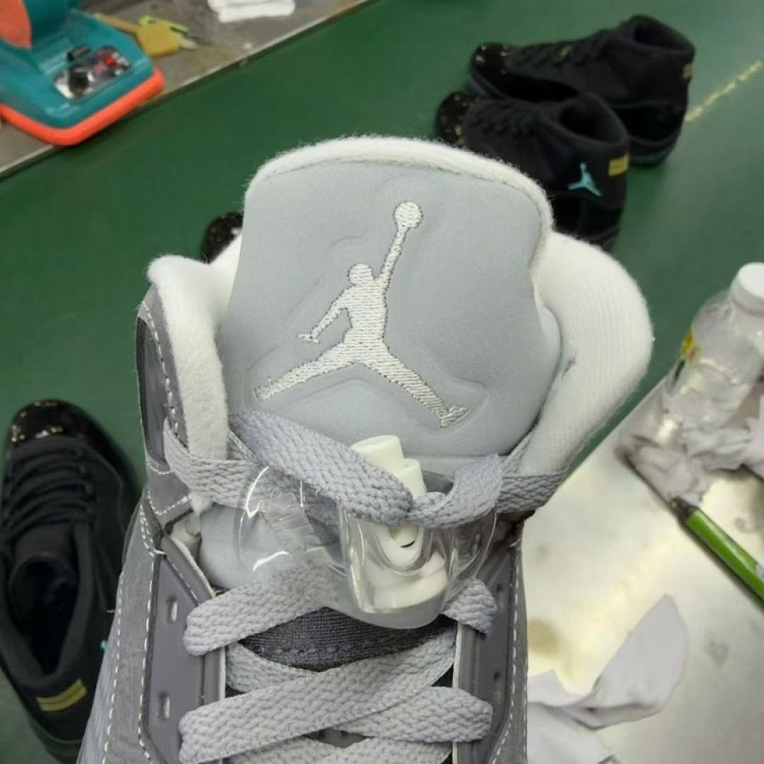 Air Jordan 5 Retro Anthracite DB0731-001 Men's Sneakers - Image 4