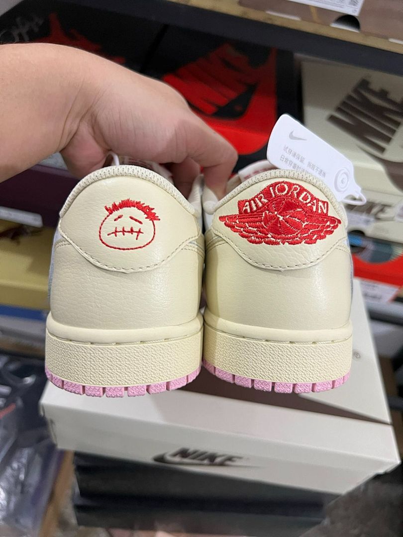 Nike Air Jordan 1 Low OG Travis Scott Sail Pink White Sneakers - Image 4