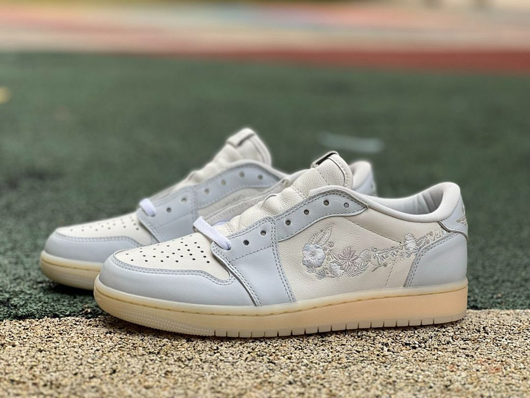 Air Jordan 1 Low OG Year of the Rabbit Sail Grey Fog DV1312-200 Men's Women's Lifestyle Sneakers