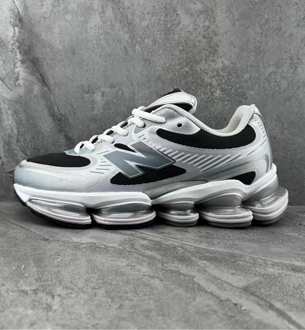 New Balance 1906R Metallic Silver Black Bubble Sole Running Shoes Trainers Sneakers