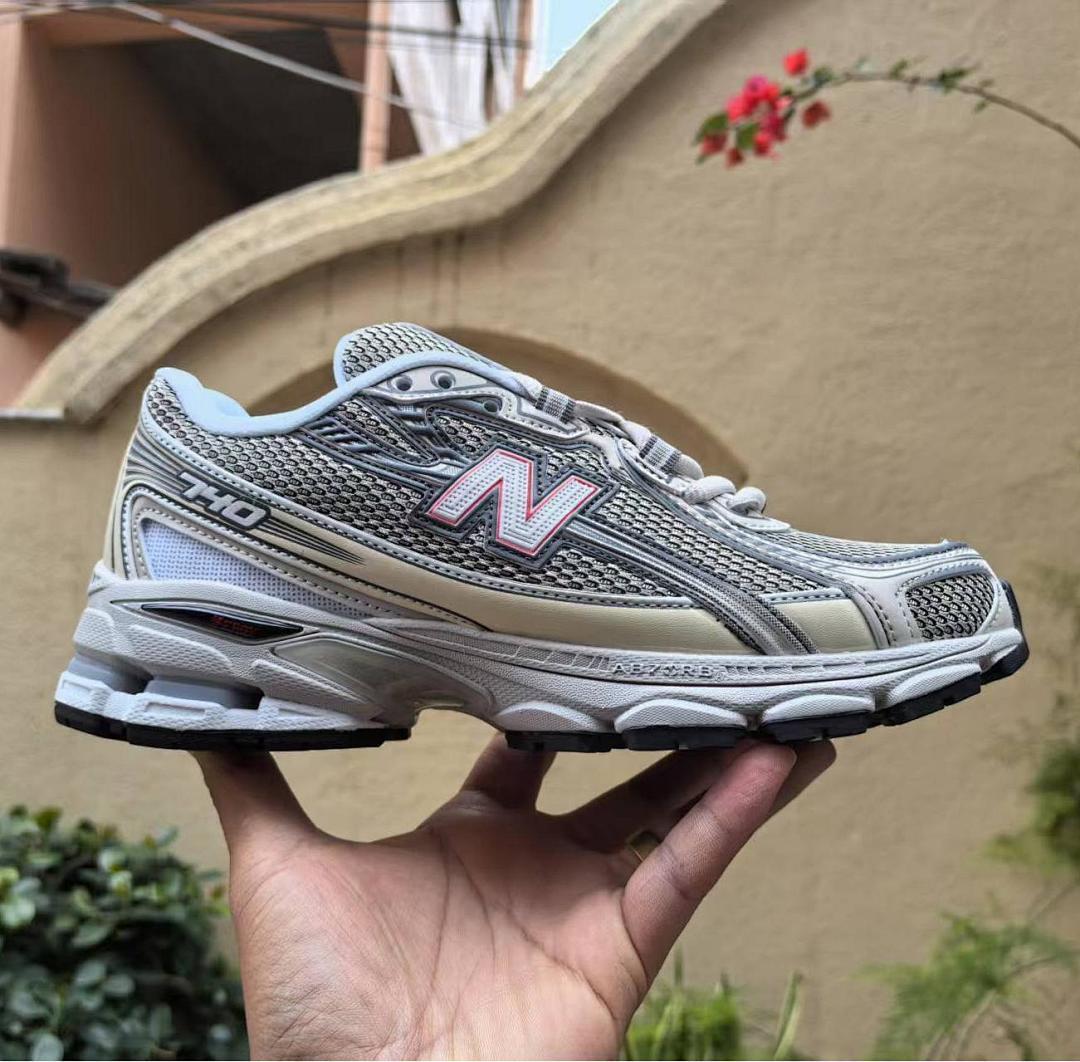 New Balance 1906R Silver Metallic Pink M1906RCD Retro Running Lifestyle Sneakers