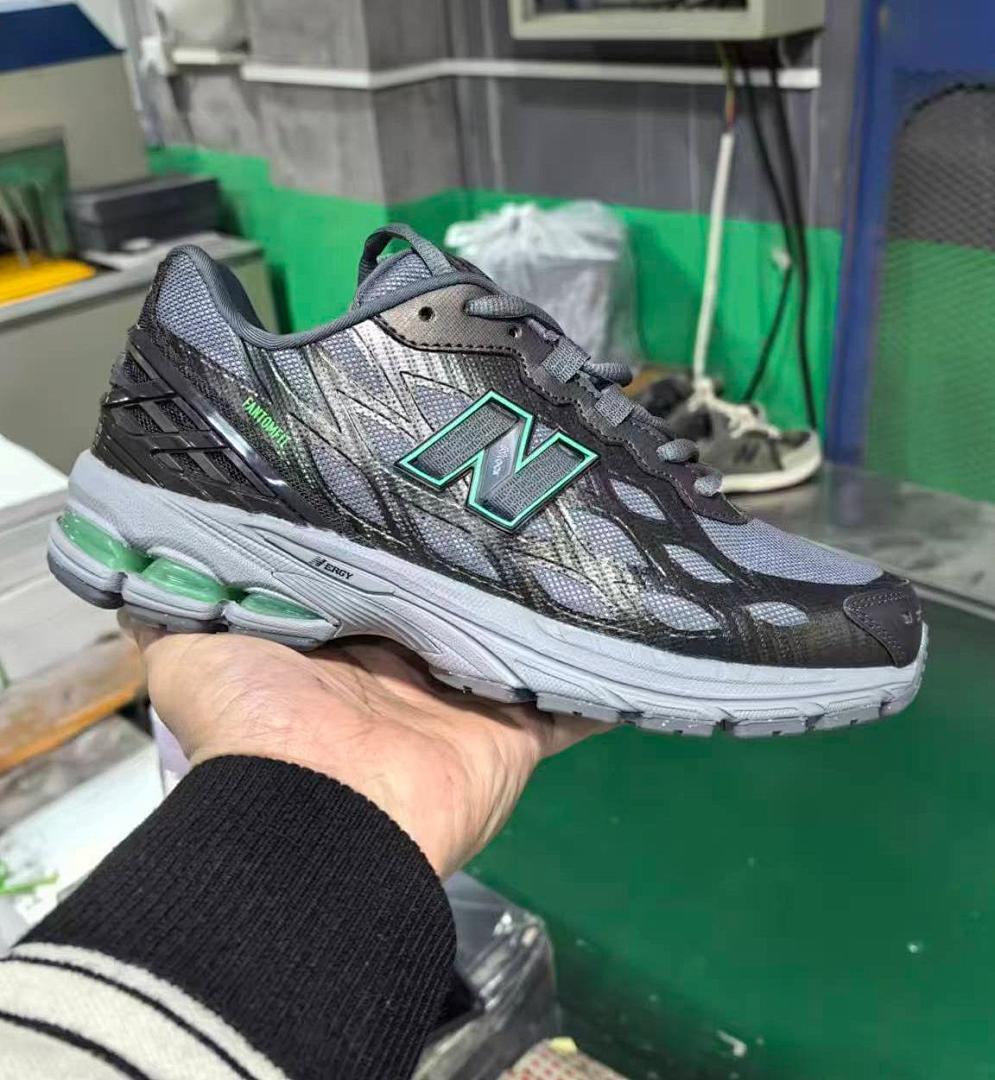 New Balance 1906R Dark Grey Black Mint Green N-ERGY FANTOMFIT Sneakers M1906RA